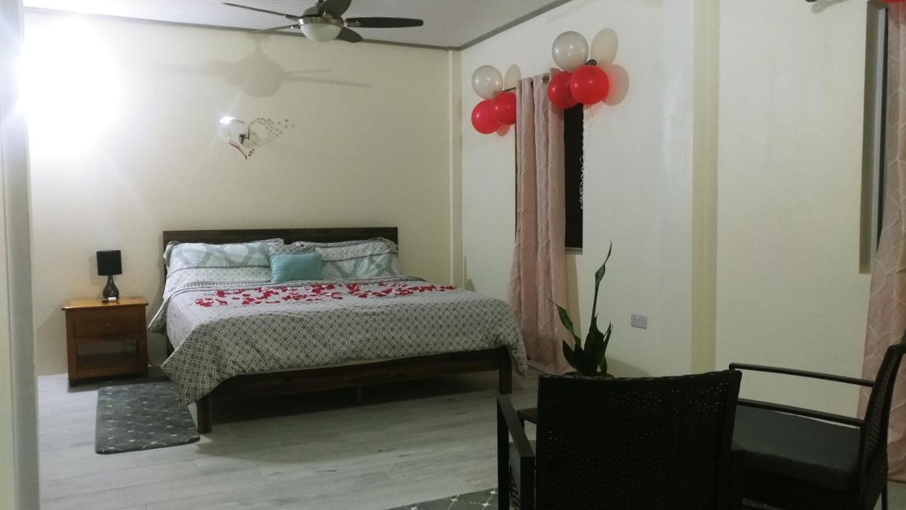 Tranquility Suites- Feels Like Home Choiseul Экстерьер фото